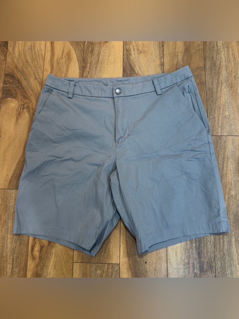 Lululemon Commission Short Slim Chino 9” Men’s Size 34 Gray Stretch Golf Travel